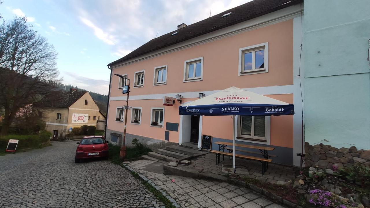 H@M Penzion Žlutice المظهر الخارجي الصورة
